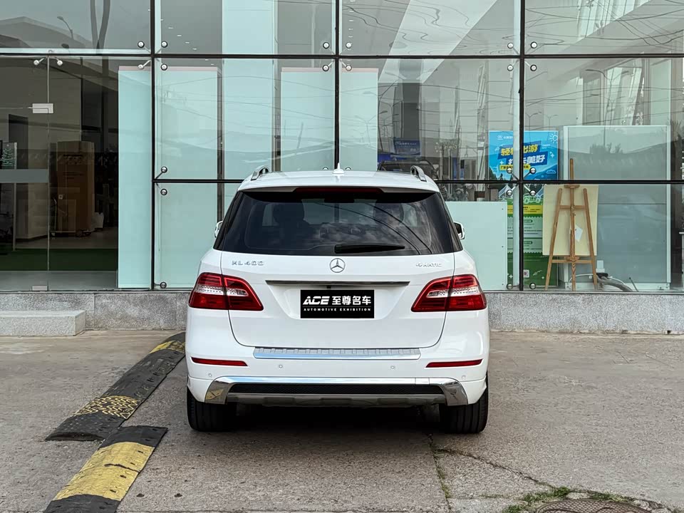 Mercedes-Benz M class