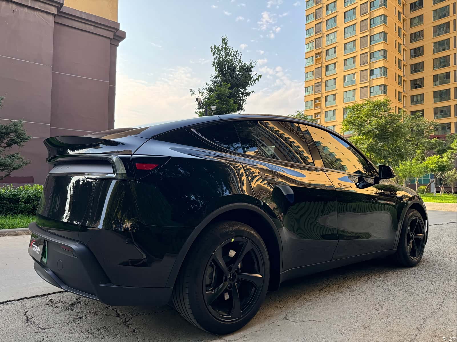 Tesla Model Y, 2025 6