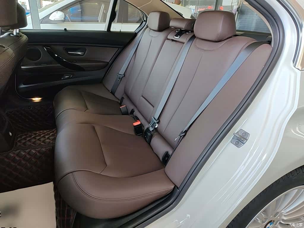 BMW 3 Series, 2018 17