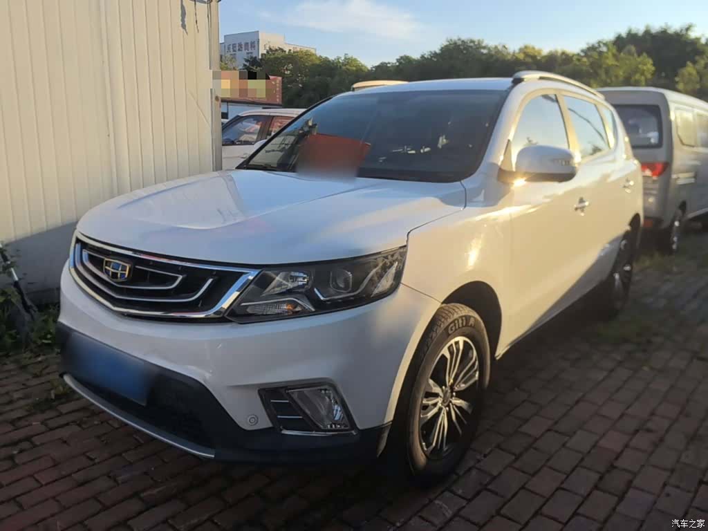 Geely X6, 2016 1