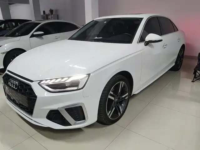 Audi A4L 2020 — купить из Китая под заказ