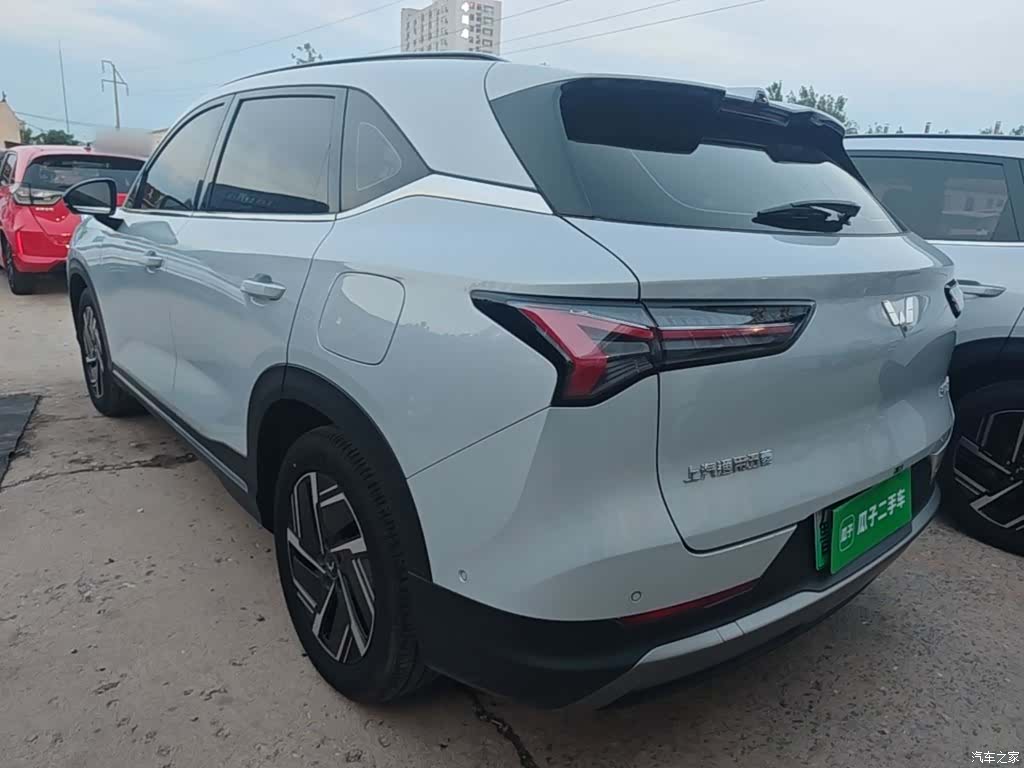 Wuling Starlight, 2025 все фото