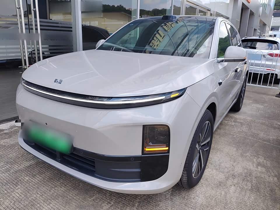Li Auto Ideal L6