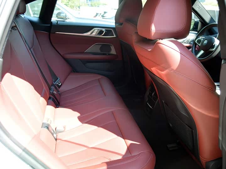 BMW i4 2023 eDrive40