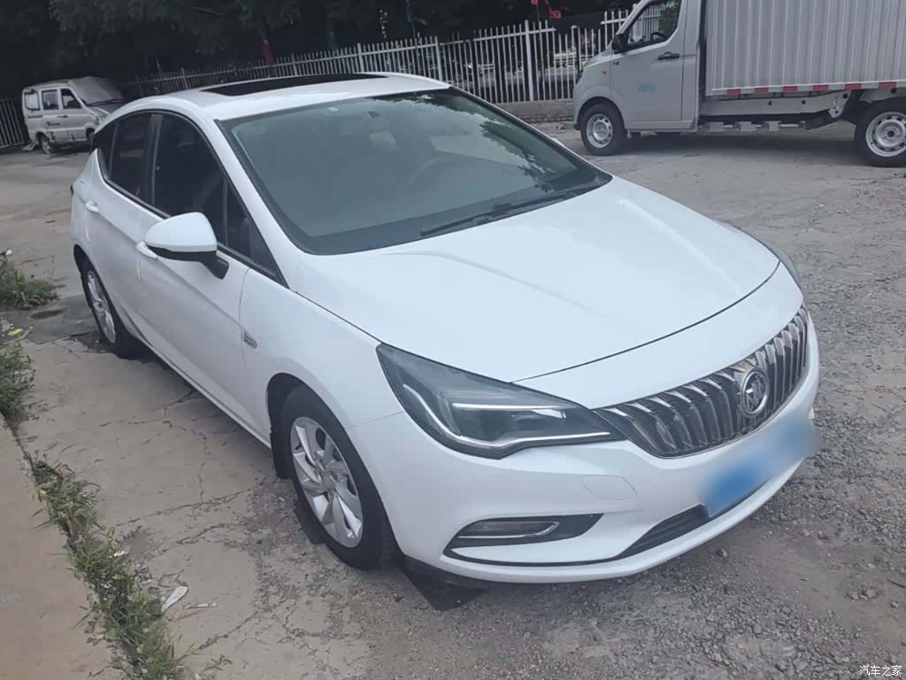 Buick Verano, 2017 4