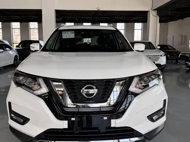 Nissan X-Trail 2023 — купить из Китая под заказ