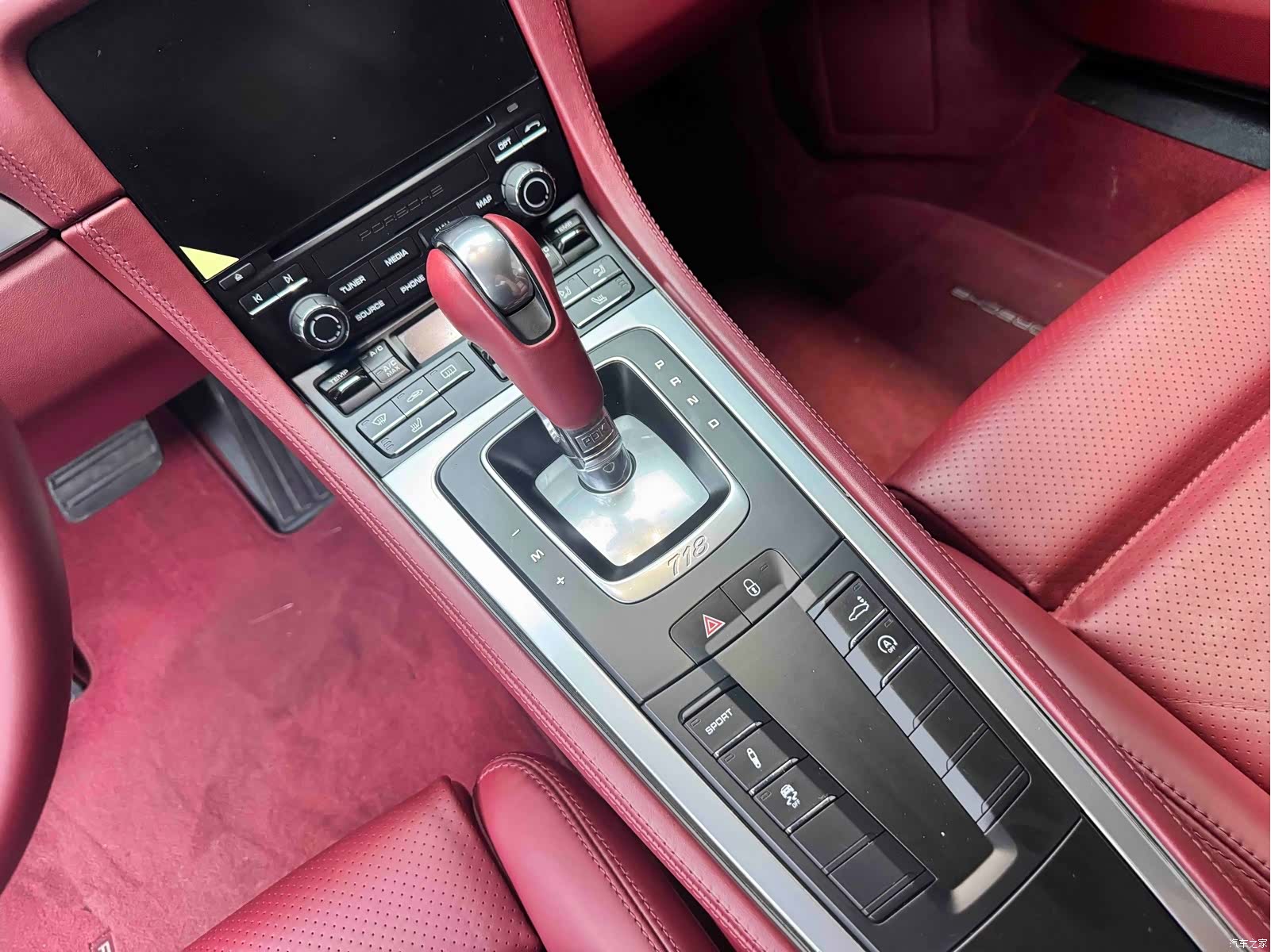 Porsche Cayman, 2018 8
