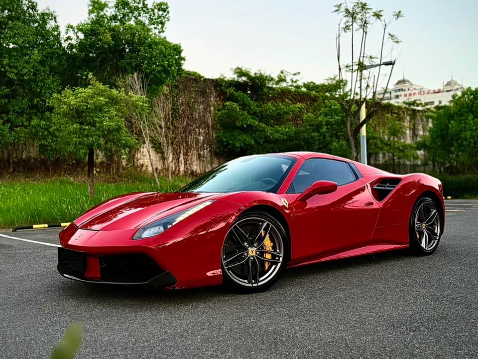 Ferrari 488