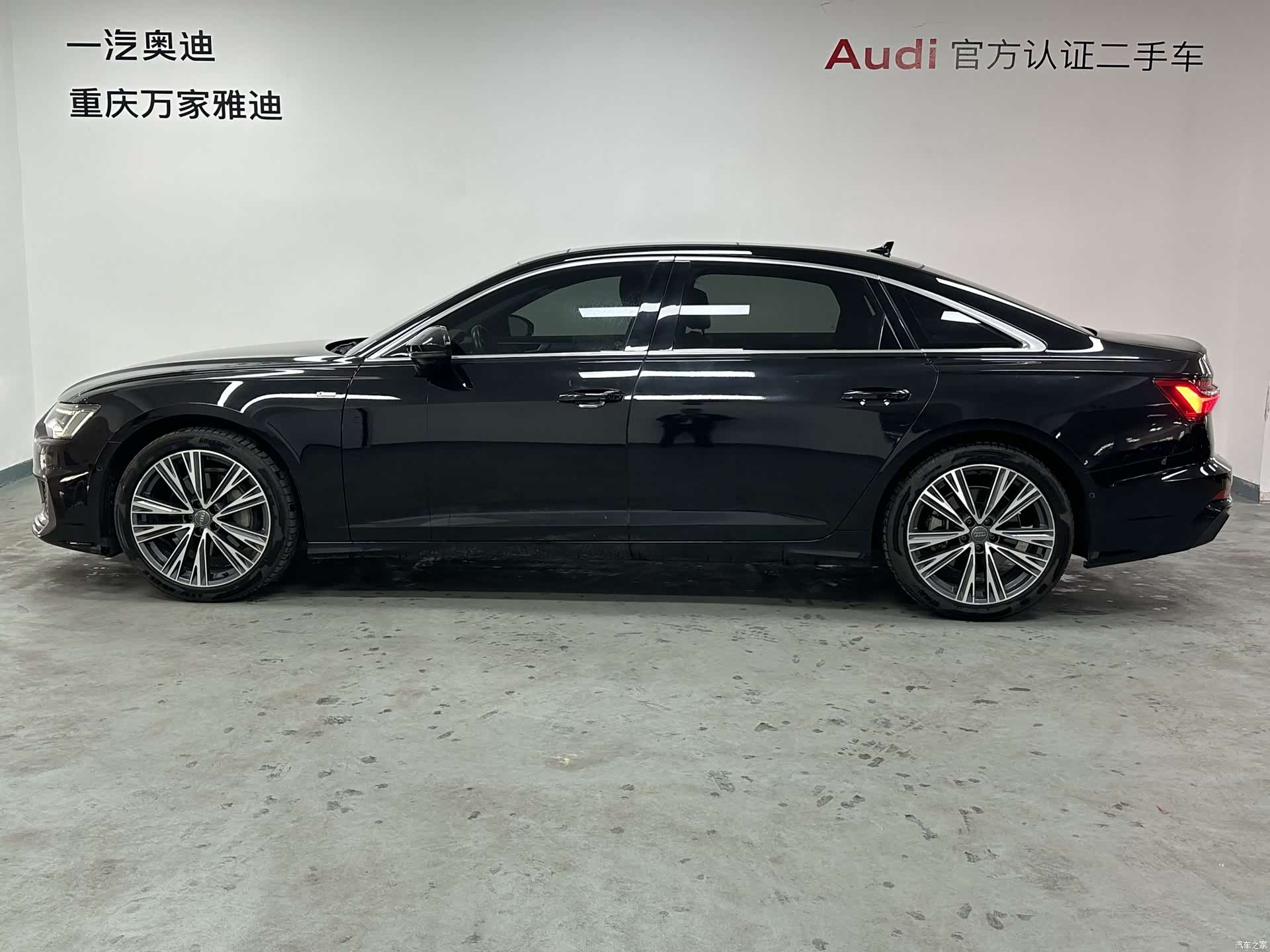 Audi A6L, 2021 все фото