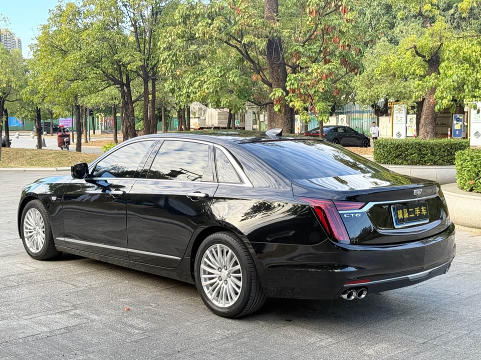 Cadillac CT6