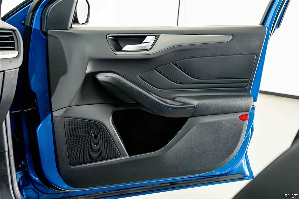 Ford Focus, 2019 15