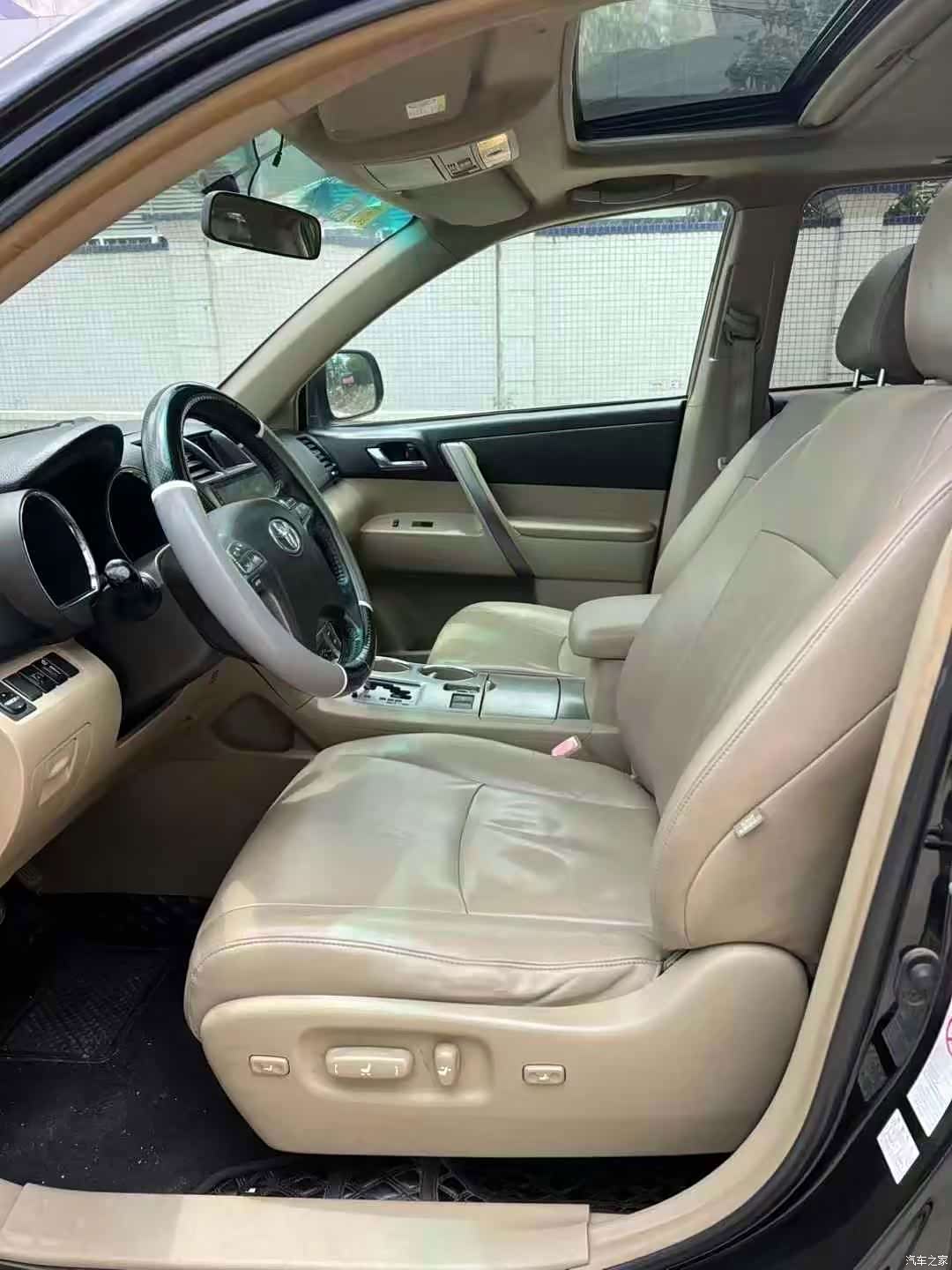Toyota Highlander, 2012 4