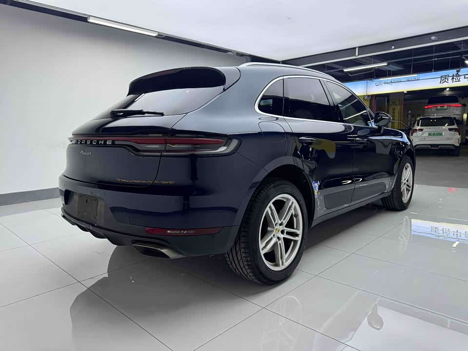 Porsche Macan