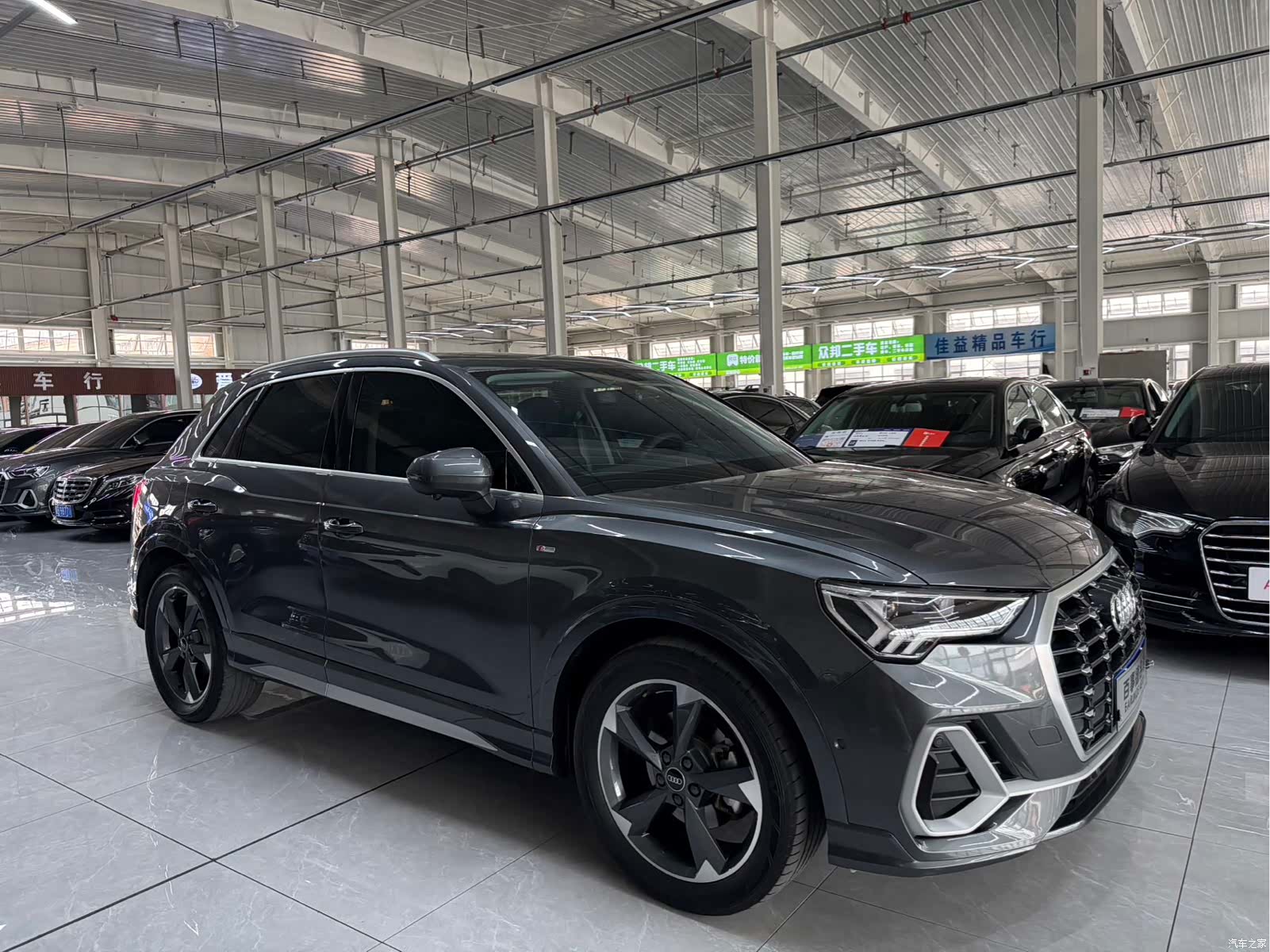 Audi Q3, 2023 3