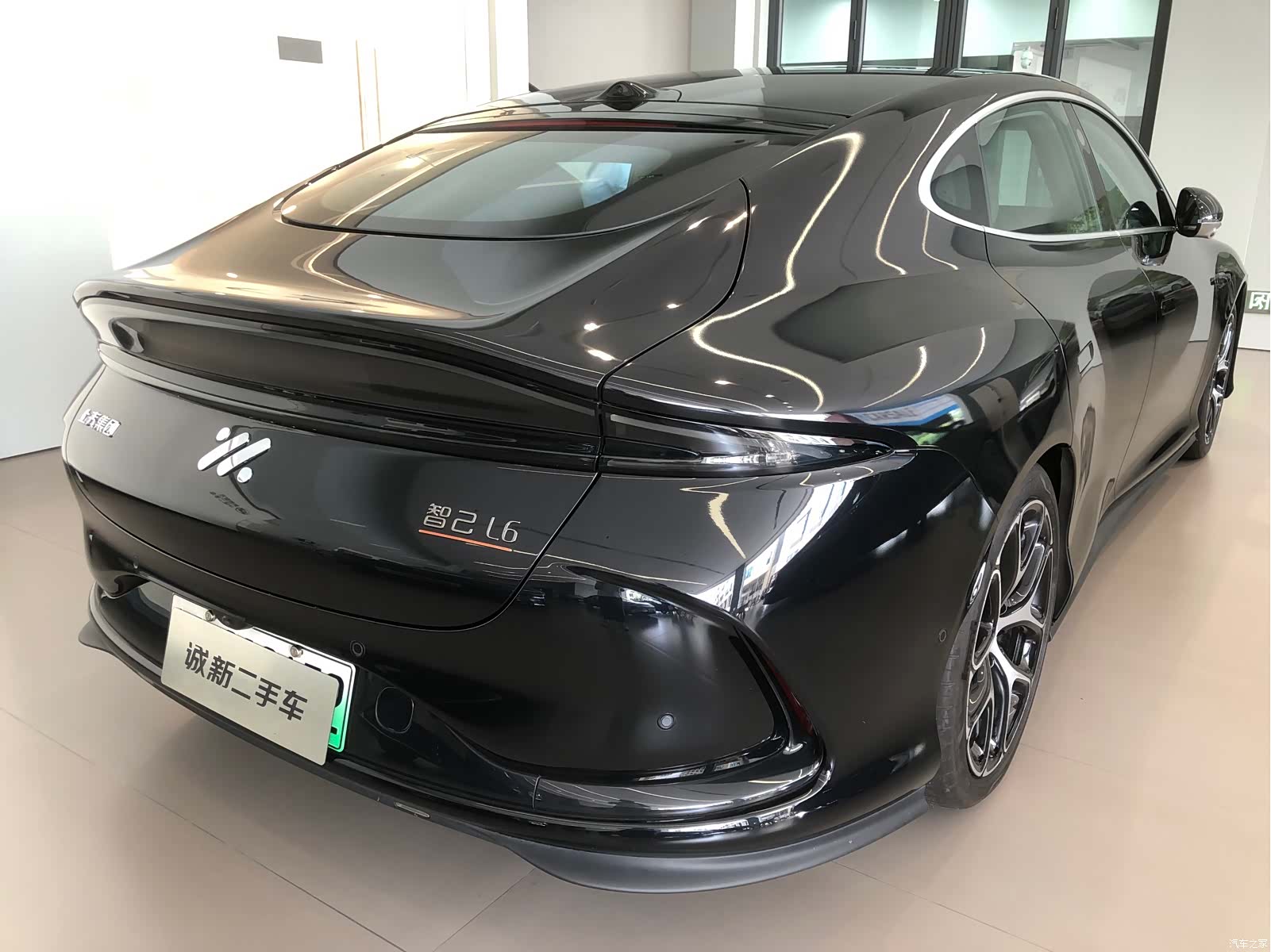 IM Motors L6, 2025 3