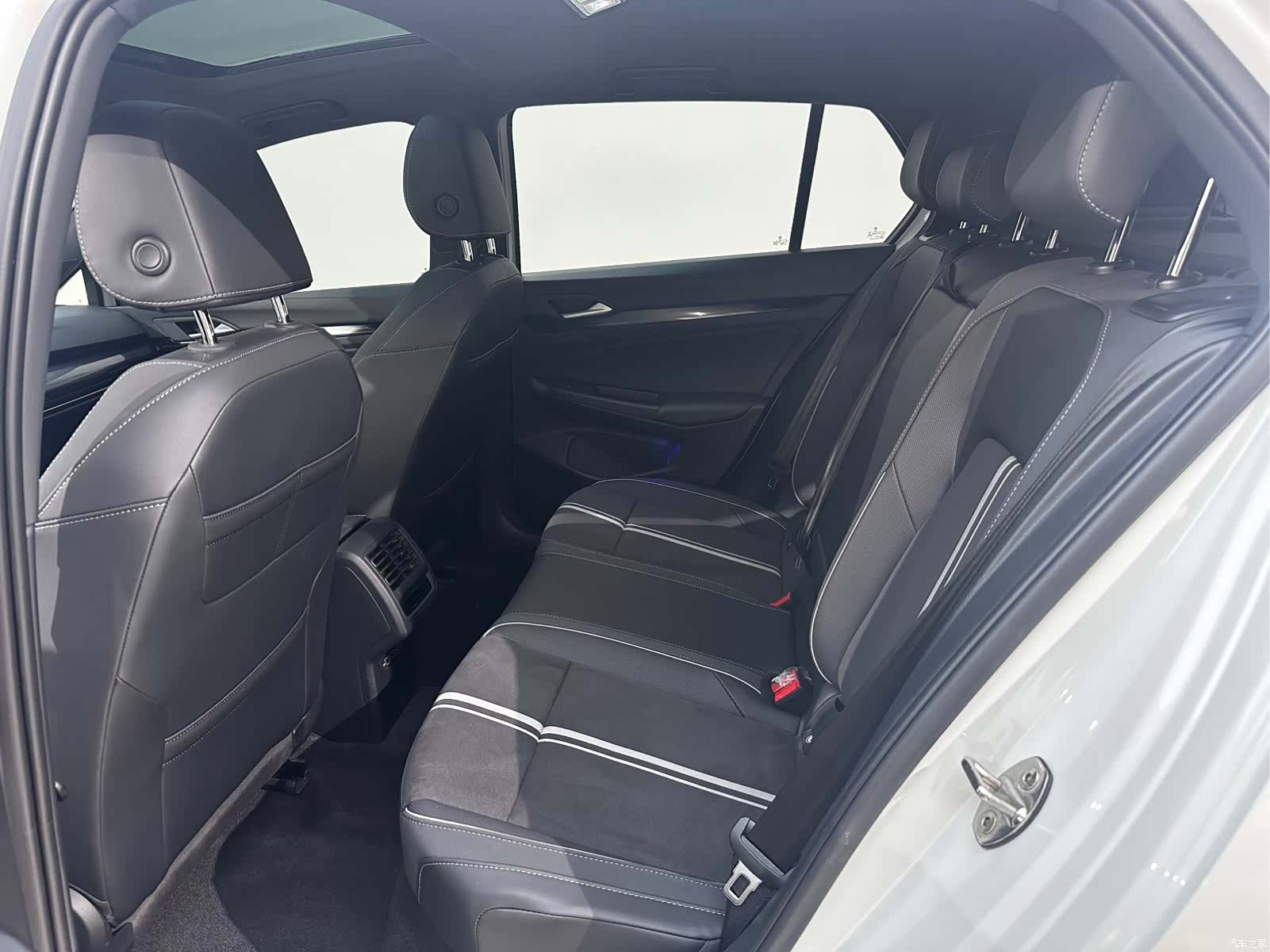 Volkswagen Golf, 2022 15