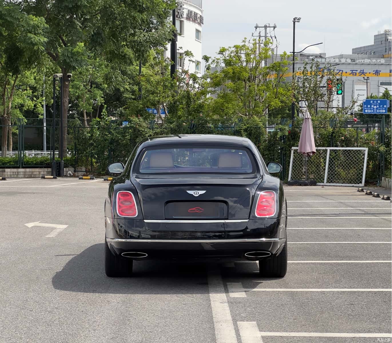Bentley Mulsanne, 2016 4
