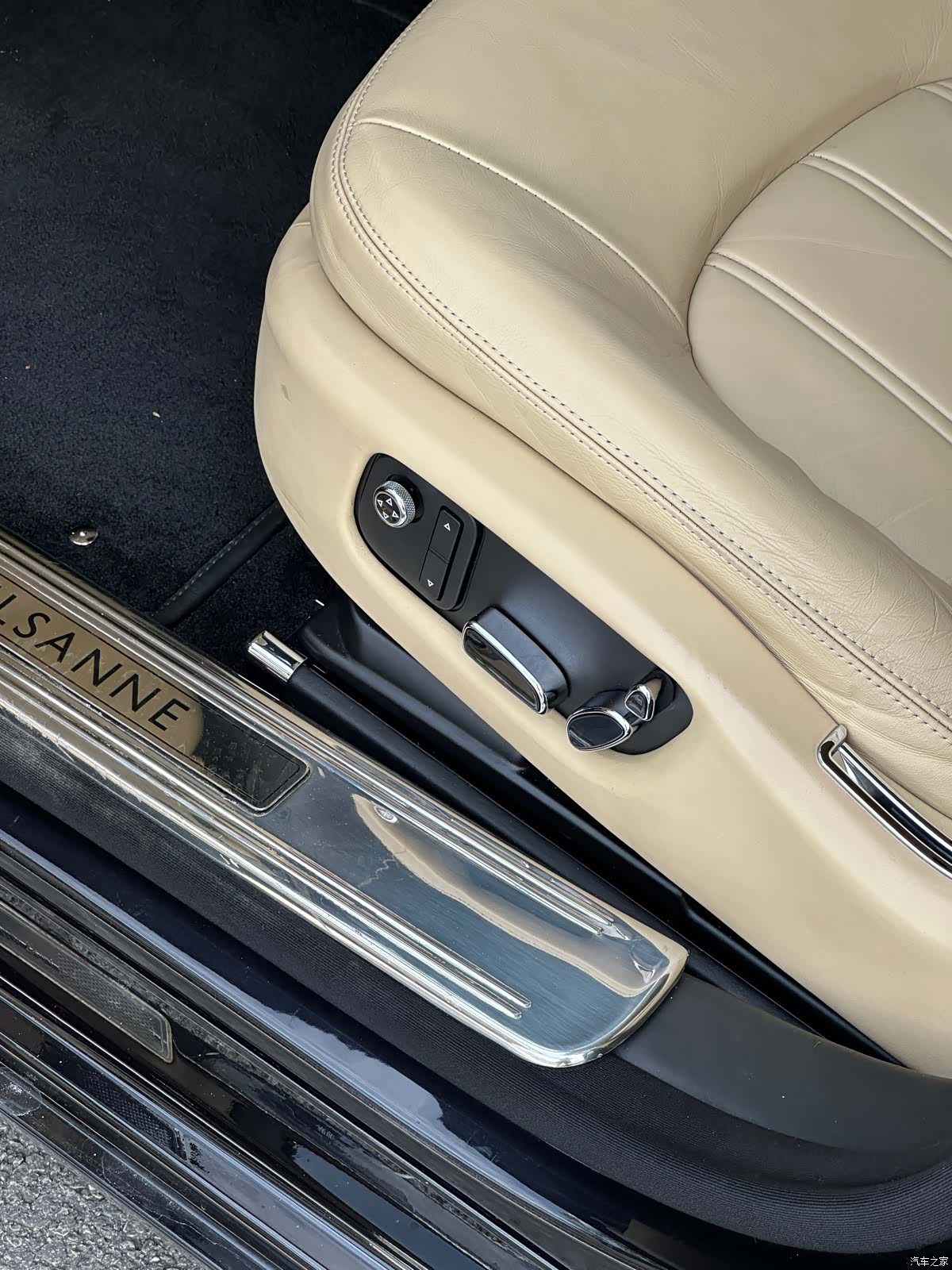 Bentley Mulsanne, 2016 30
