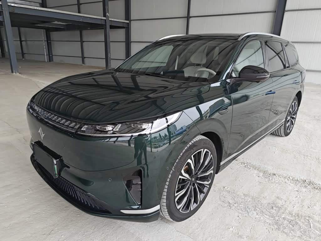 Dongfeng eπ008 2025 210Ultra 6 мест