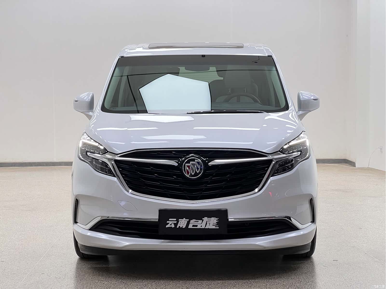 Buick GL8, 2022 2