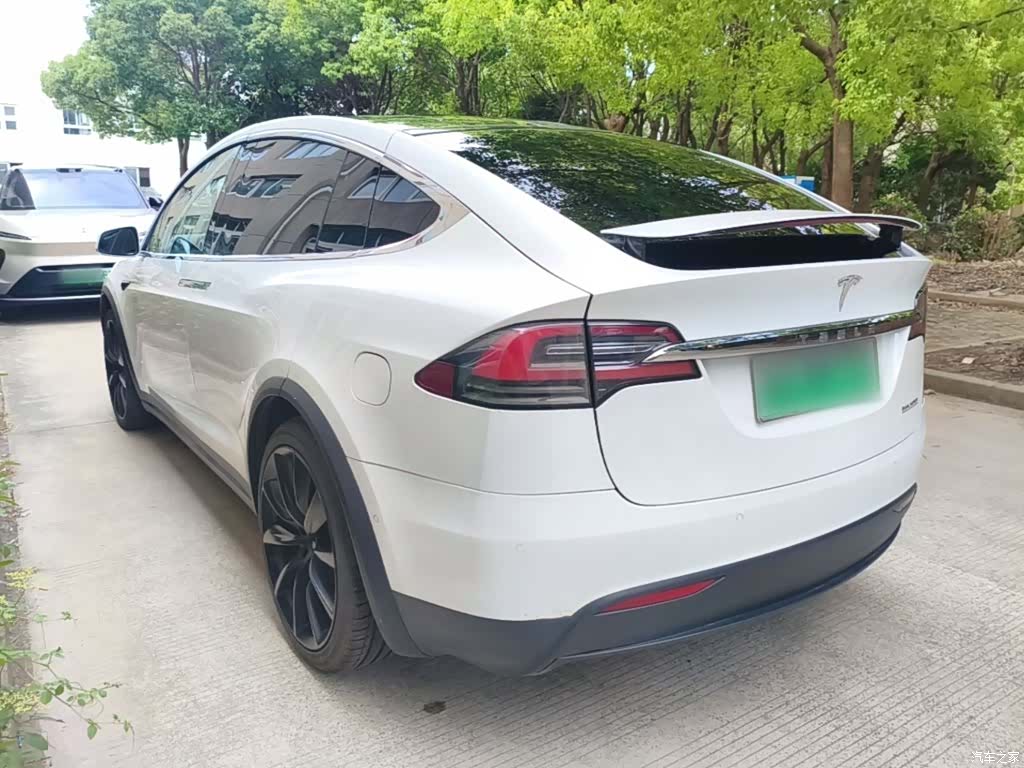 Tesla Model X, 2020 все фото
