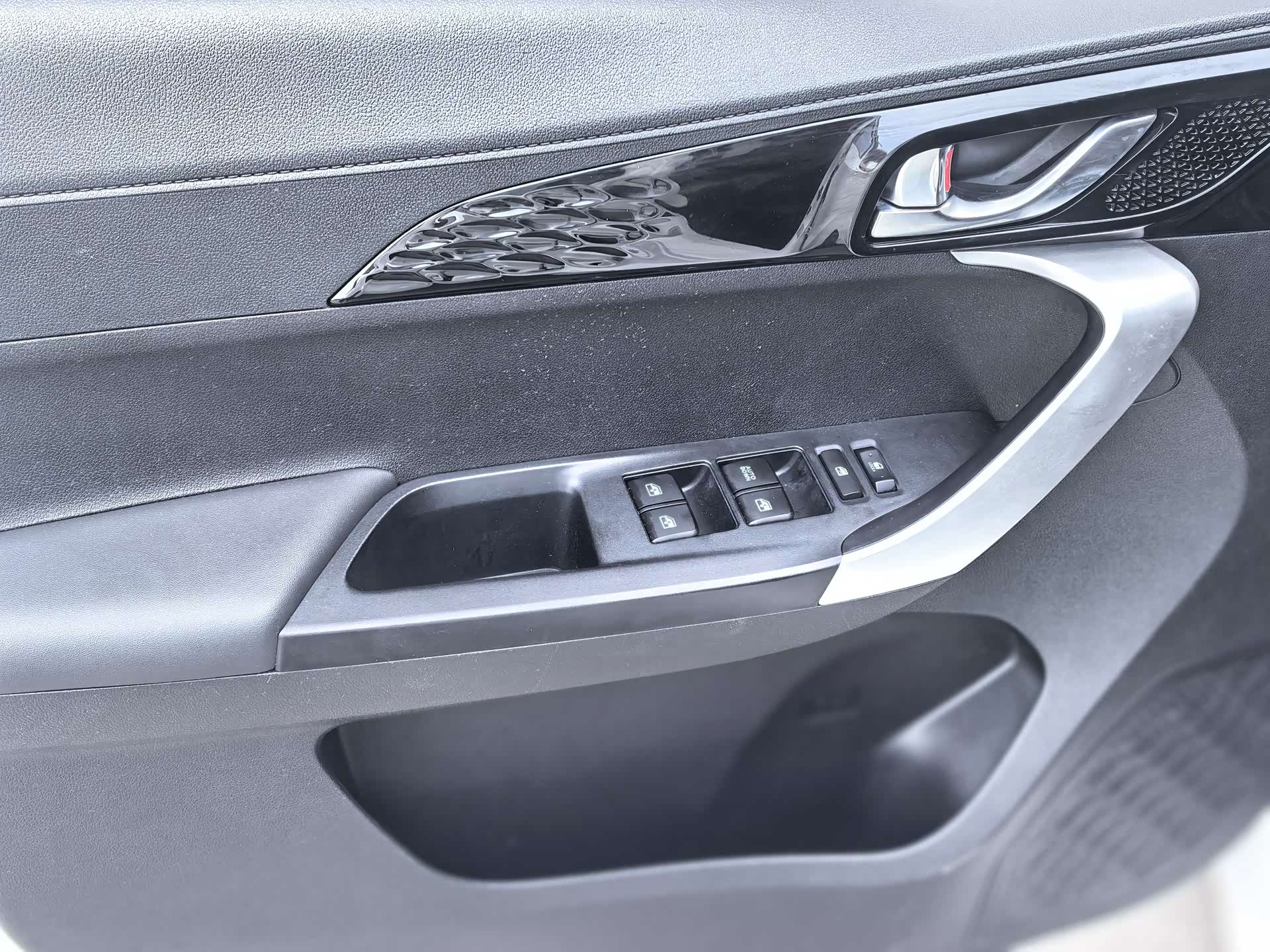 Changan E-Star, 2021 15