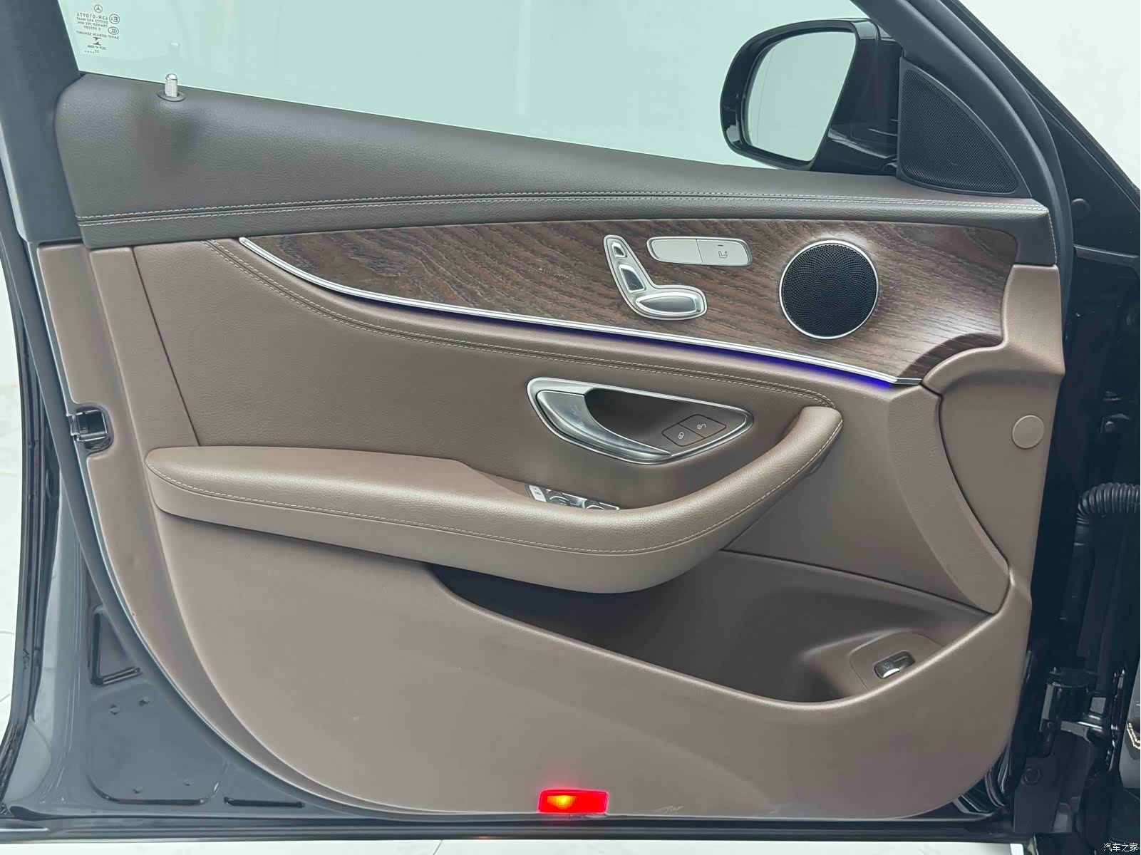 Mercedes-Benz E-Class, 2022 7