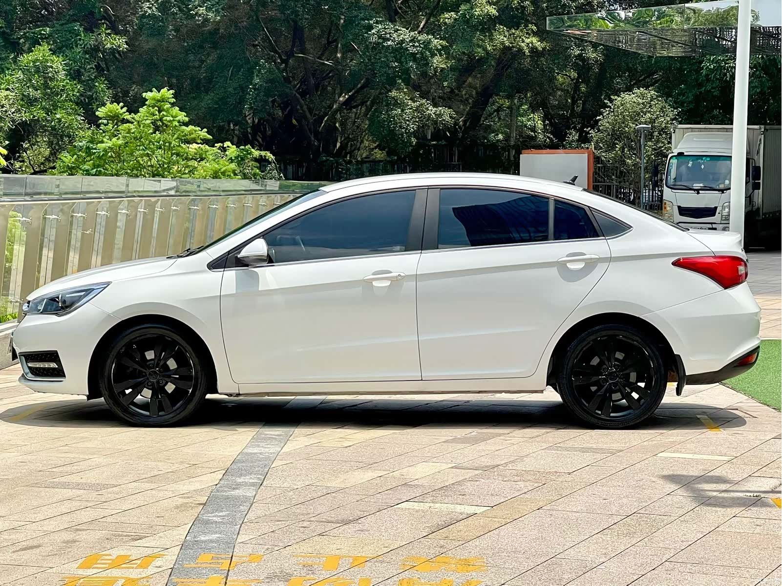 Chery 5, 2016 все фото