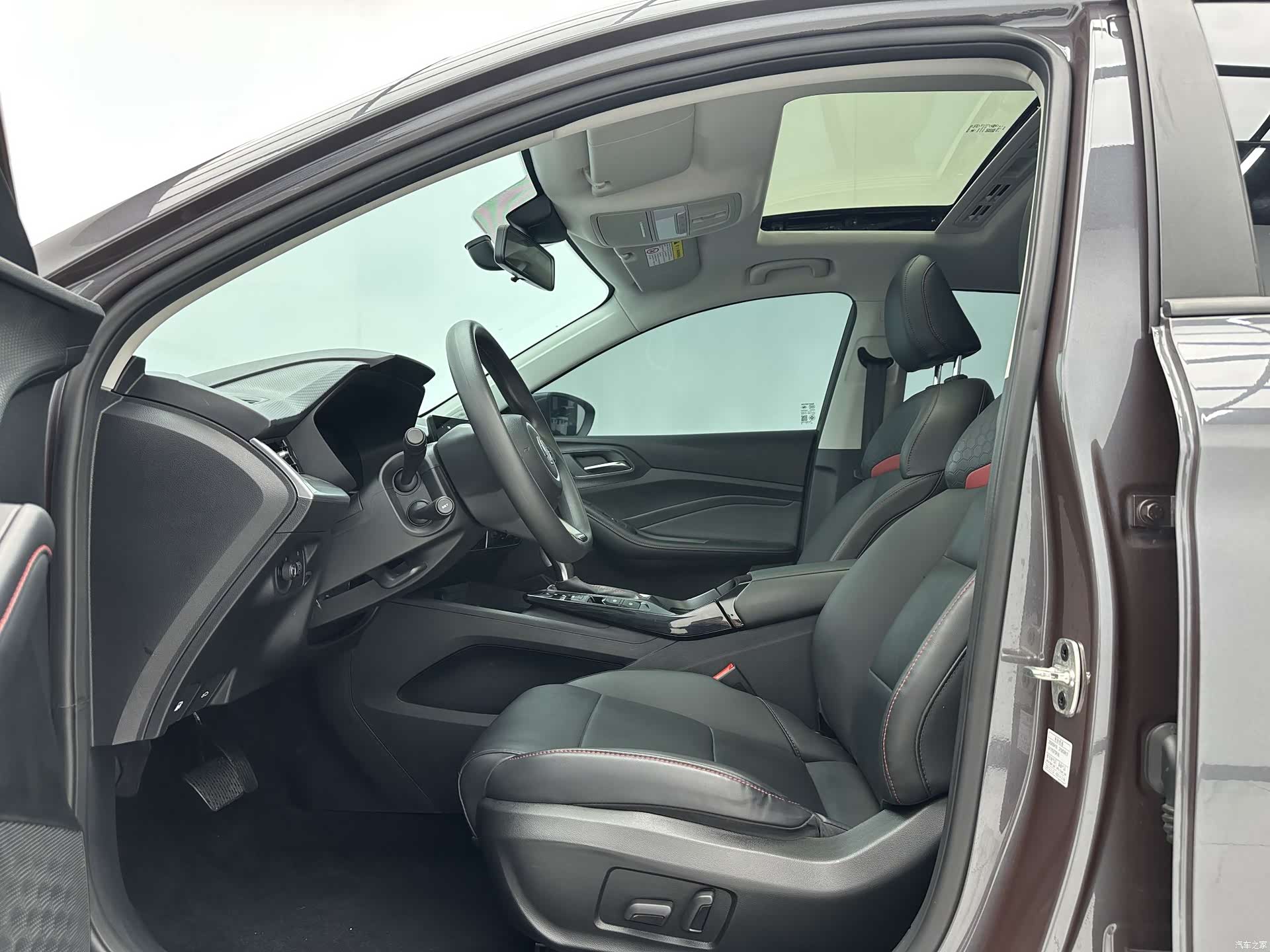 MG MG5, 2022 все фото