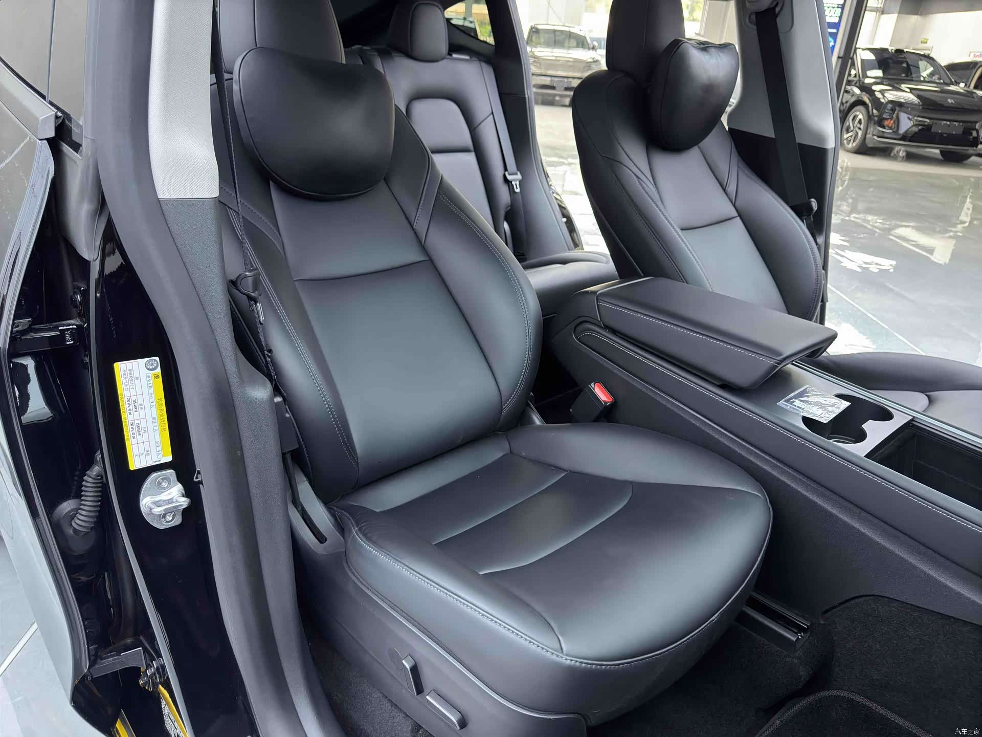 Tesla Model Y, 2022 21