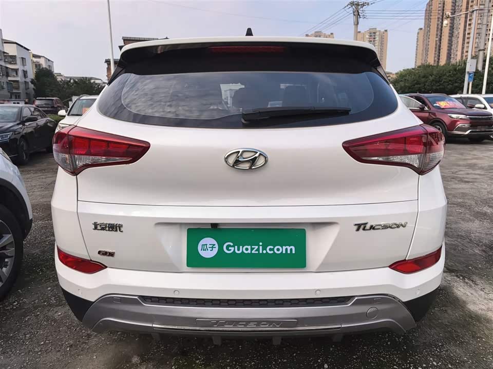 Hyundai Tucson