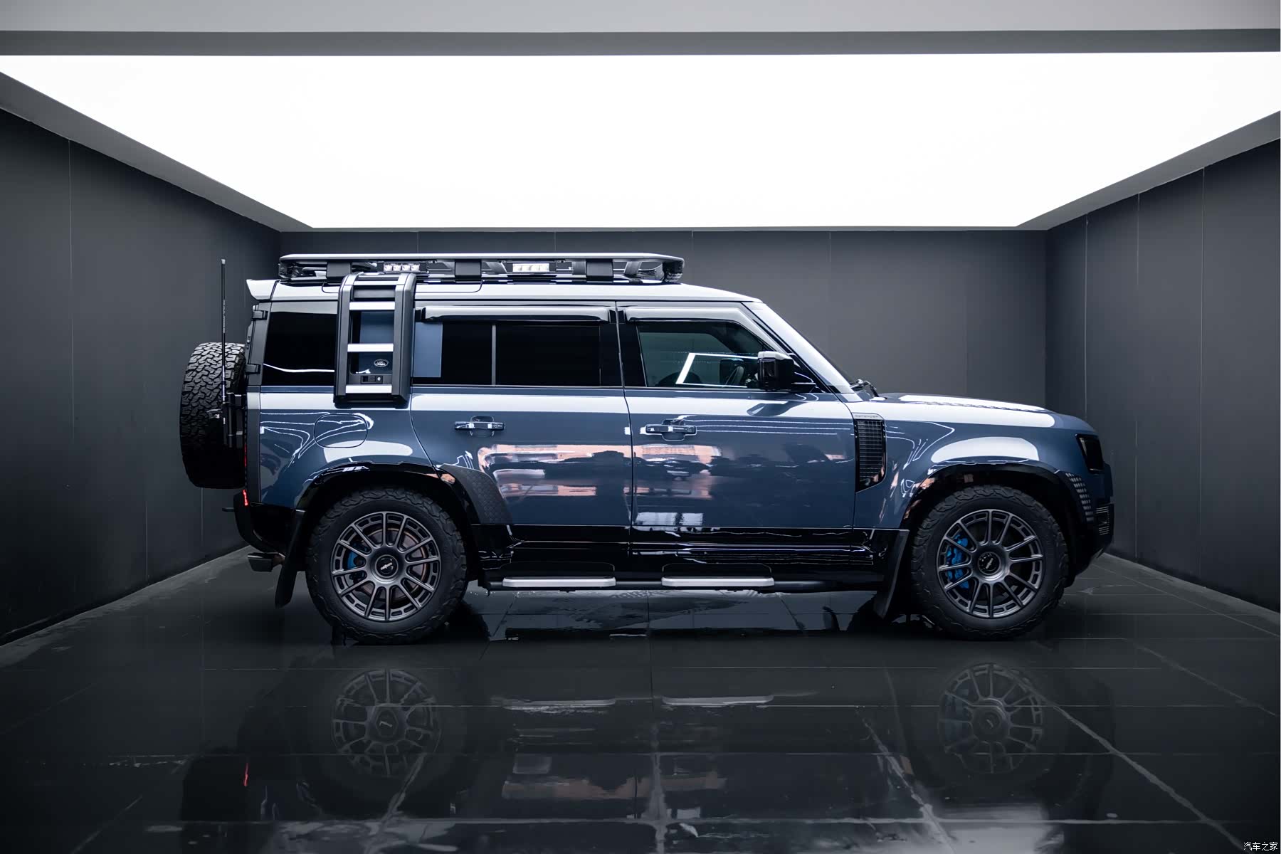 Land Rover Defender, 2022 4