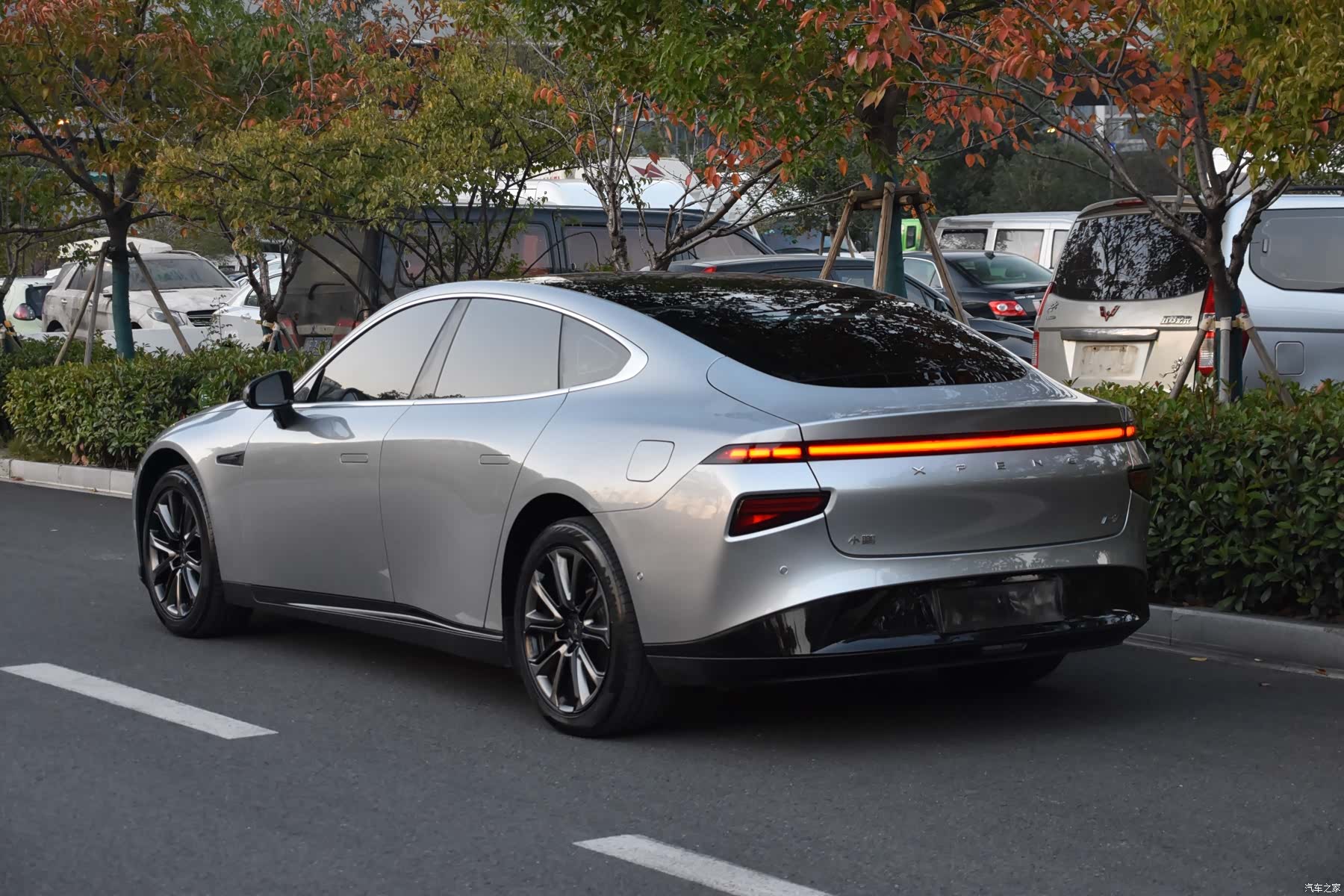 Xpeng P7, 2021 3