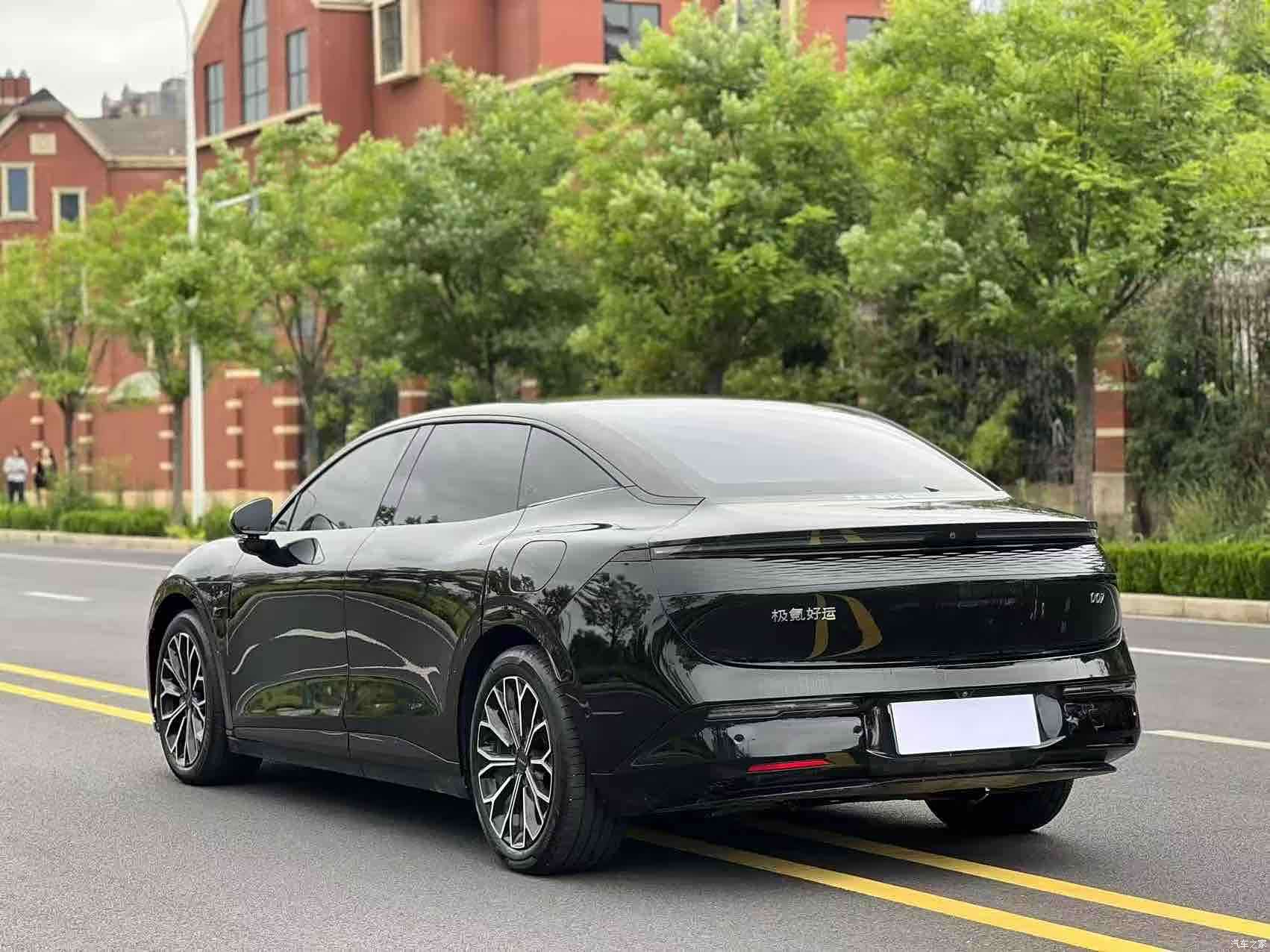 Zeekr 007, 2024 9