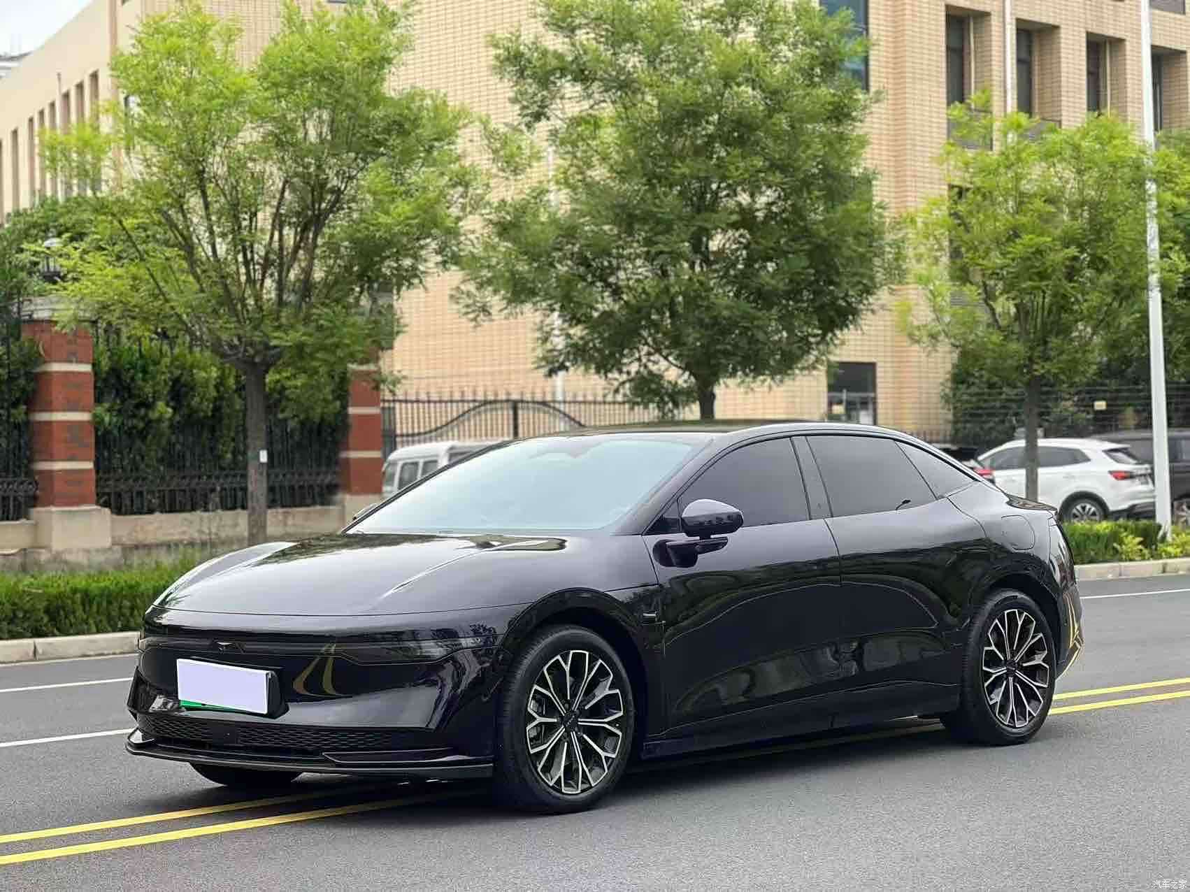 Zeekr 007, 2024 1