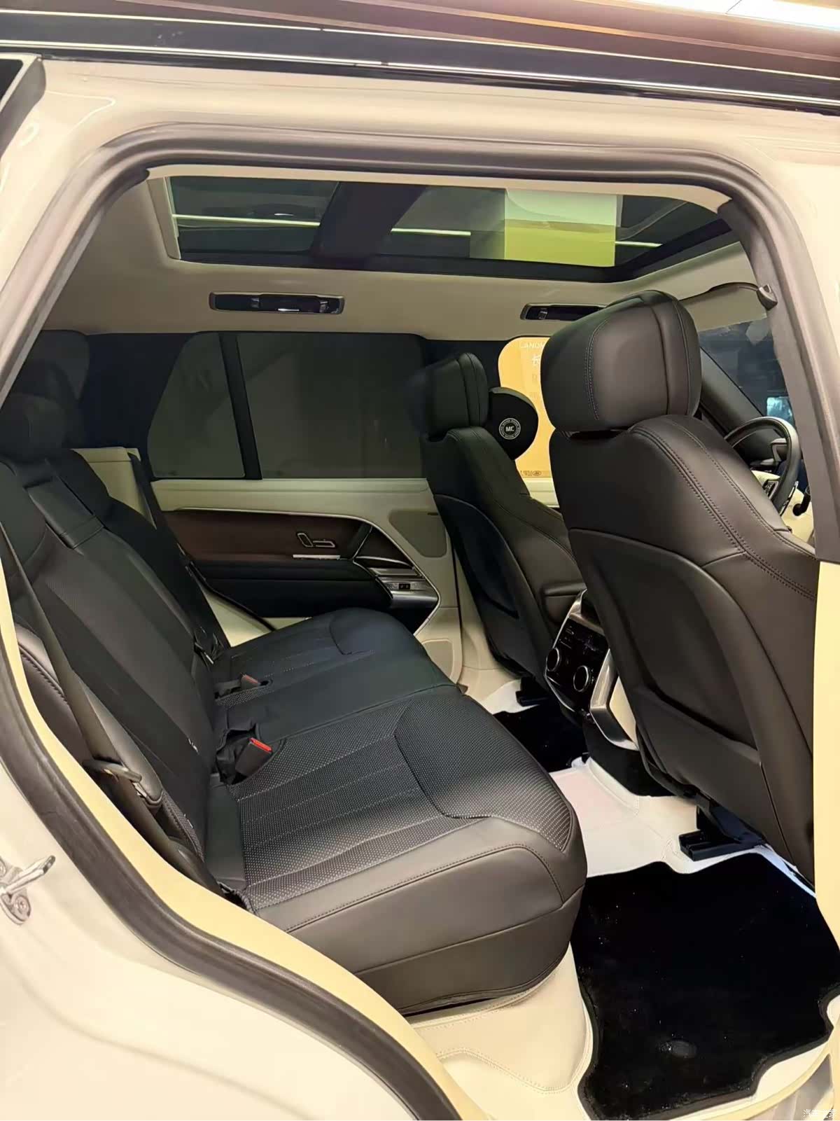 Land Rover Range Rover, 2024 все фото
