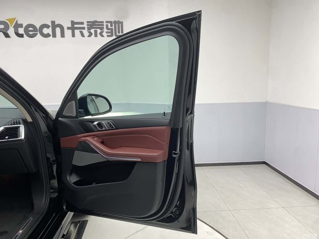 BMW X5, 2025 16
