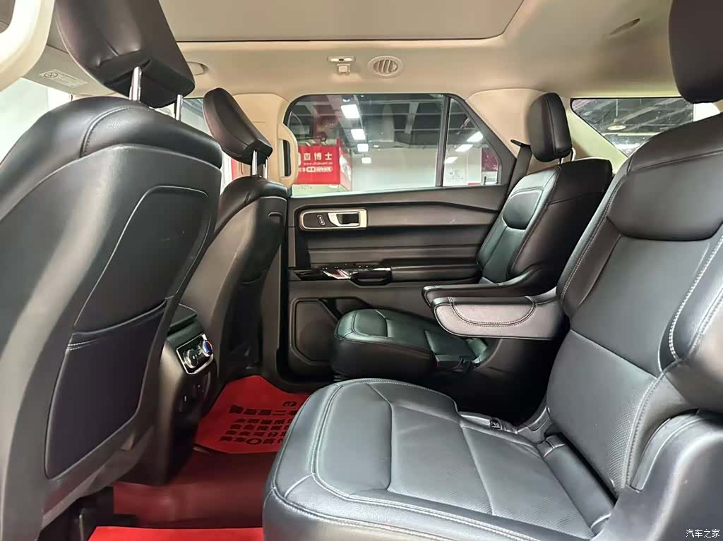 Ford Explorer, 2021 8