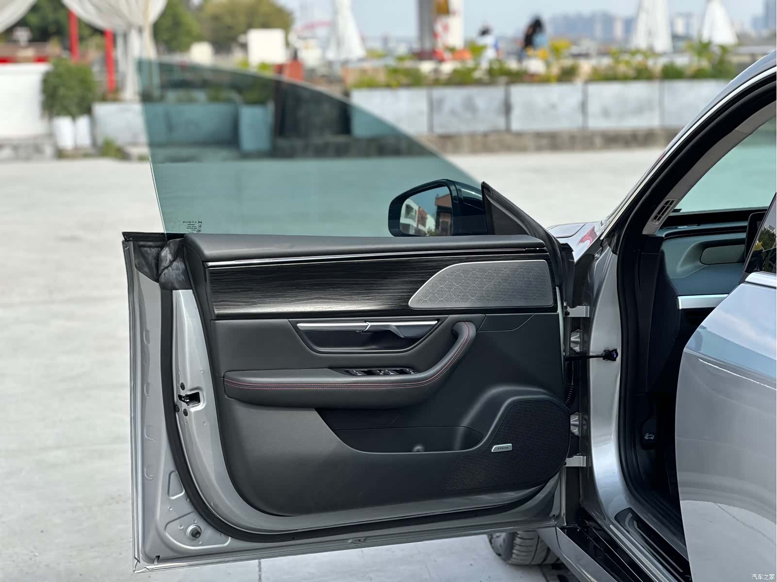 Xpeng P7, 2022 4