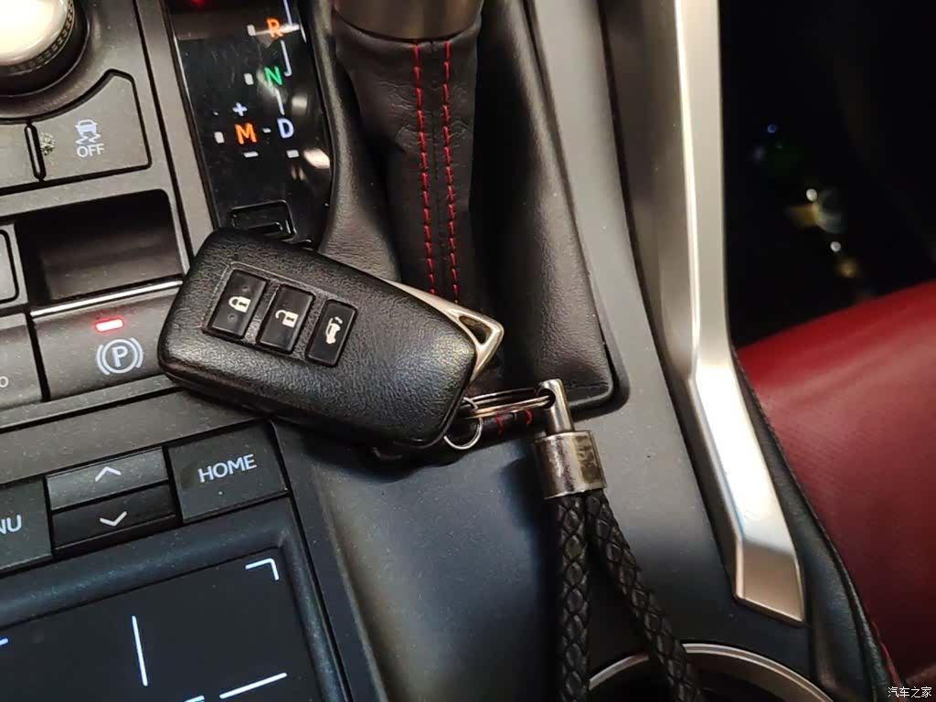 Lexus NX, 2015 12