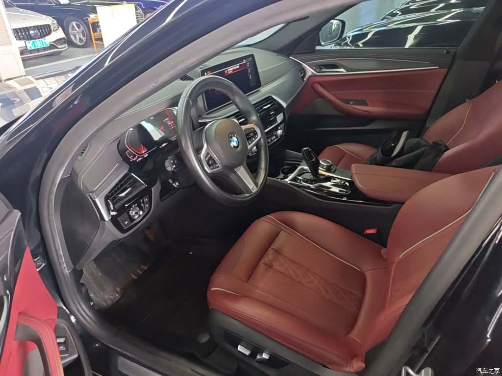 BMW 5 Series, 2022 15