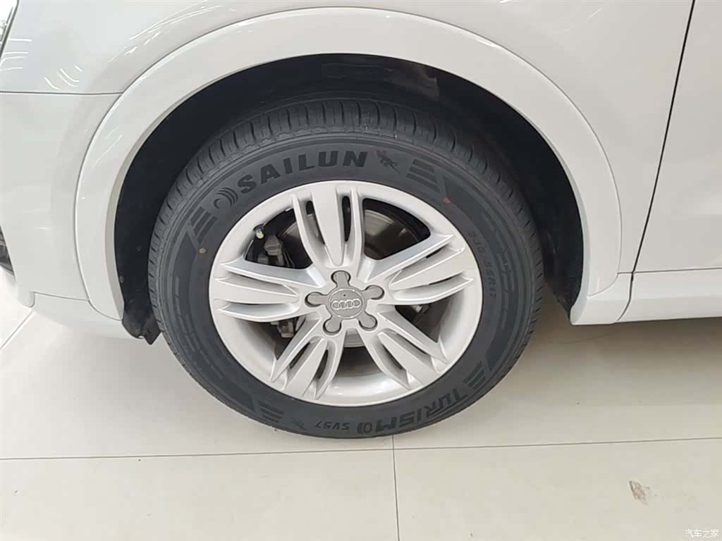 Audi Q3, 2015 23
