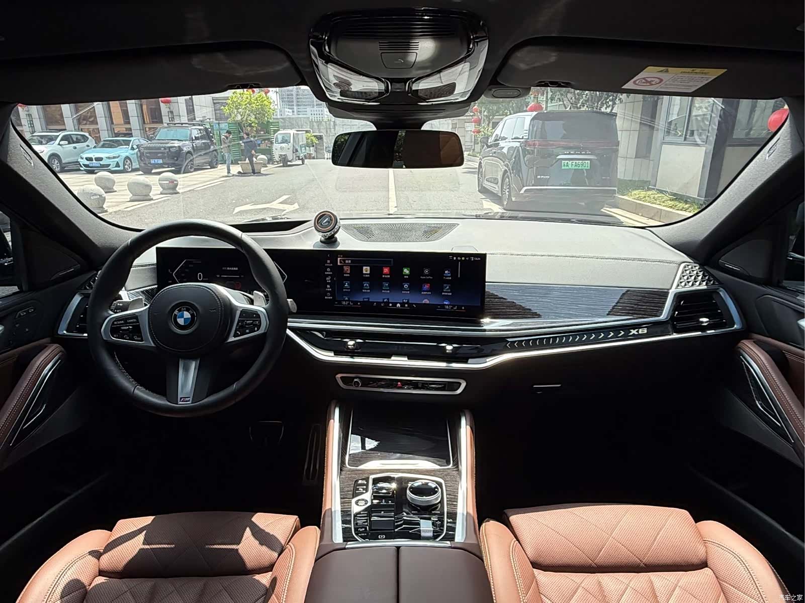 BMW X6, 2024 9