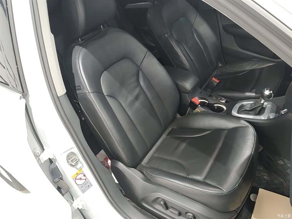 Audi Q3, 2015 25