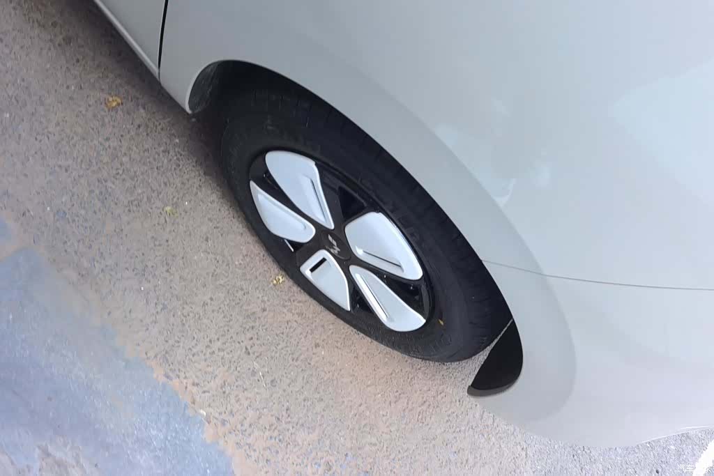 Wuling MINIEV, 2026 6