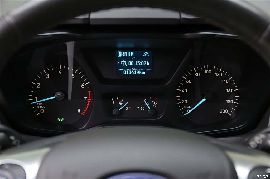 Ford Tourneo, 2021 14