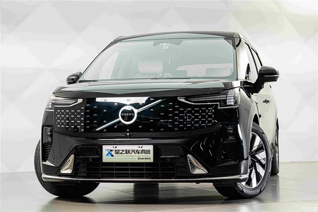 Volvo EM90, 2025 3