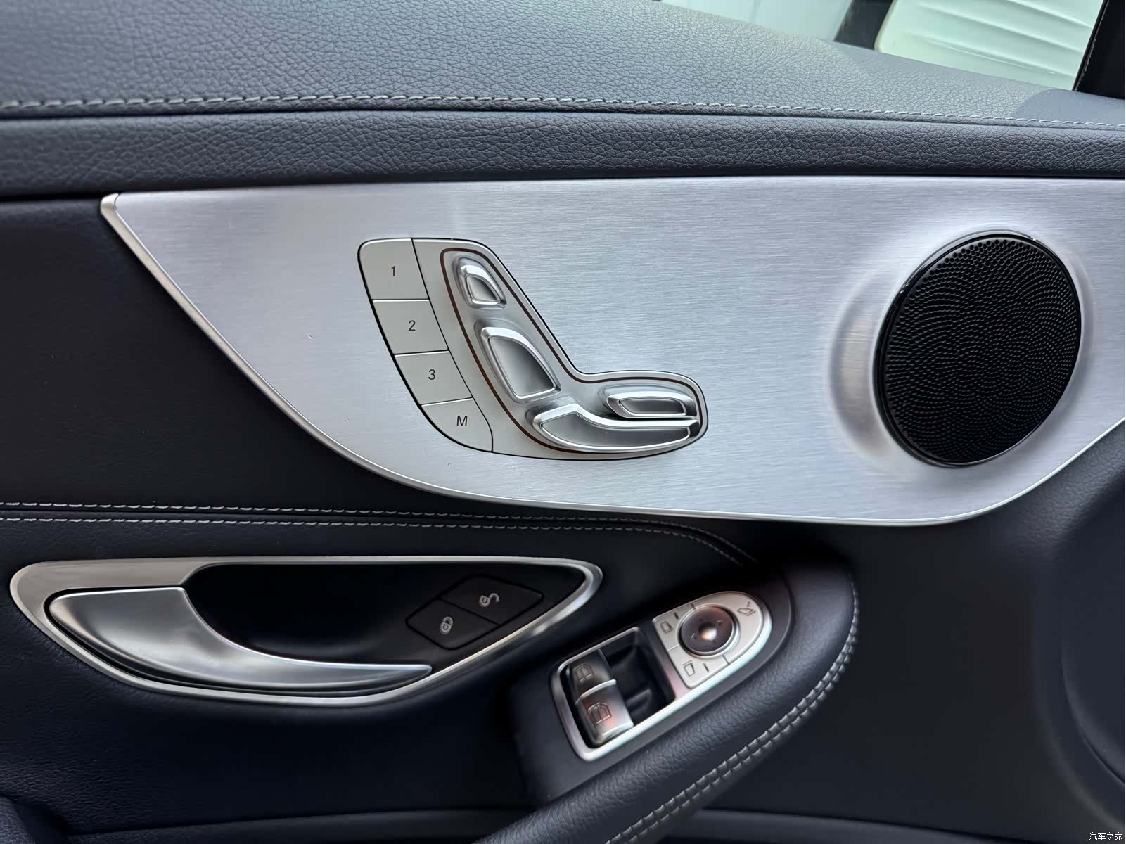 Mercedes-Benz C-Class, 2018 11