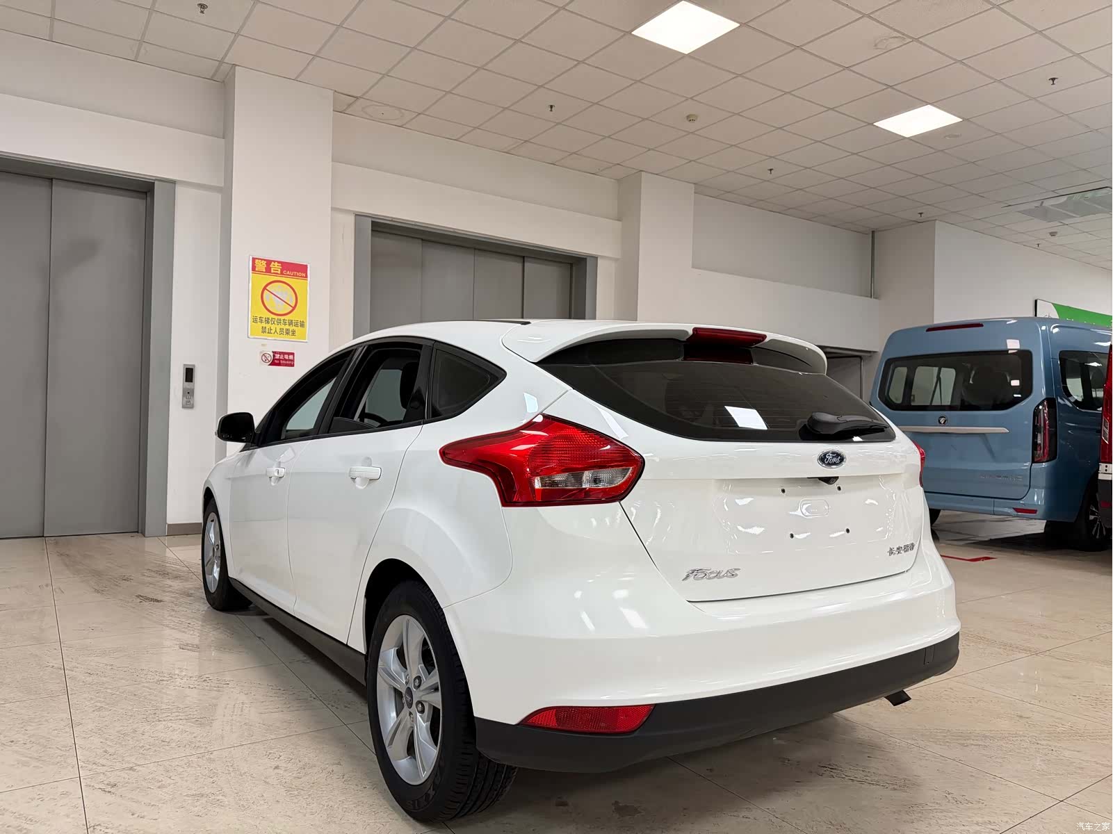 Ford Focus, 2018 все фото