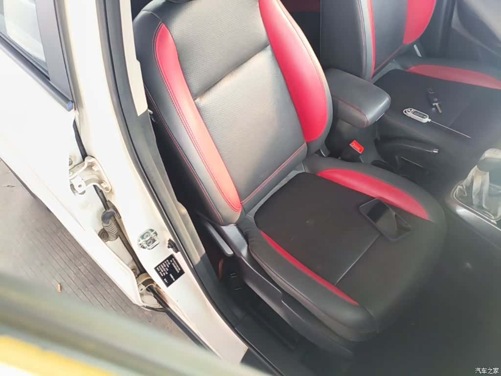 Changan CS15, 2016 25